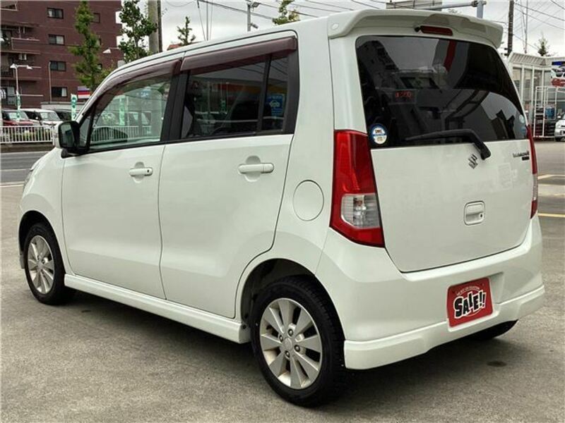 WAGON R