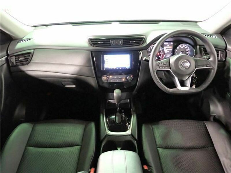 X-TRAIL
