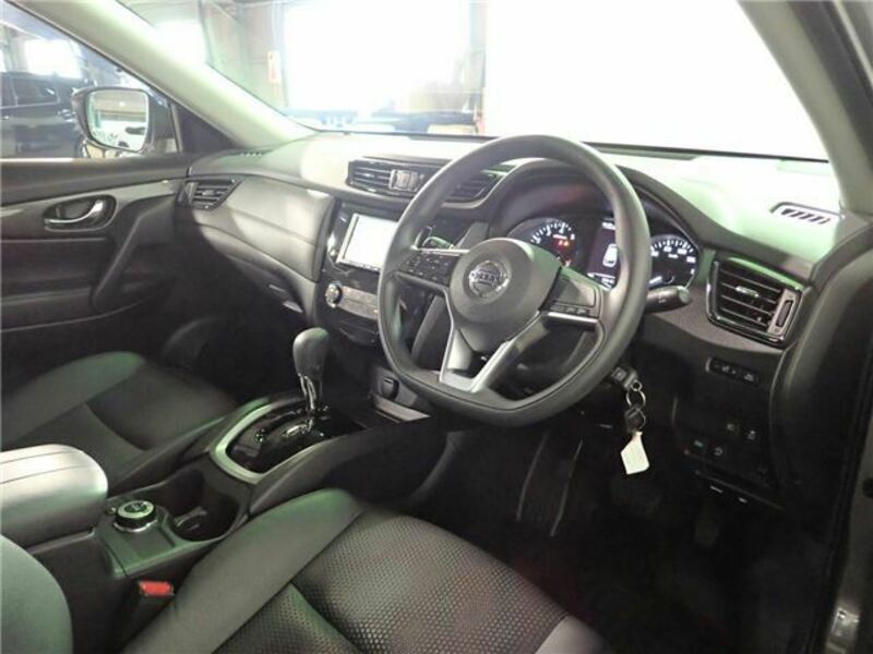 X-TRAIL
