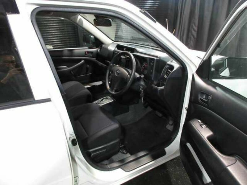PROBOX VAN