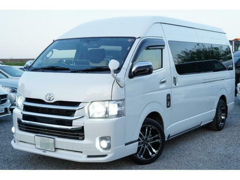 TOYOTA HIACE WAGON