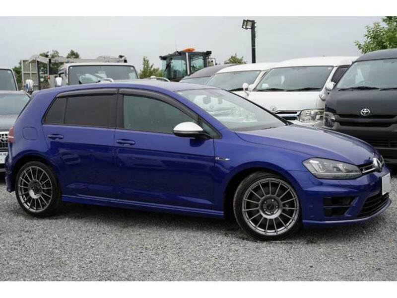 GOLF R