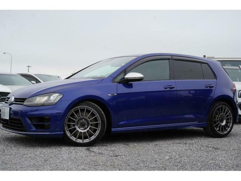 GOLF R