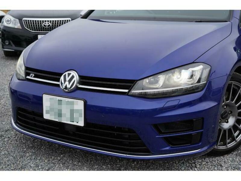 GOLF R