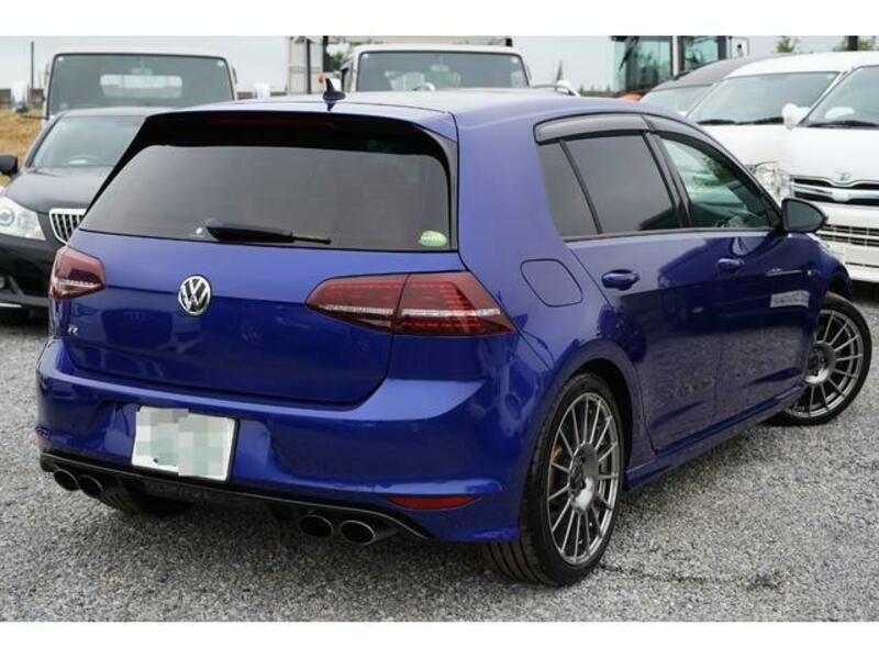 GOLF R