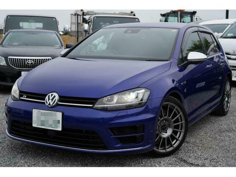 VOLKSWAGEN GOLF R
