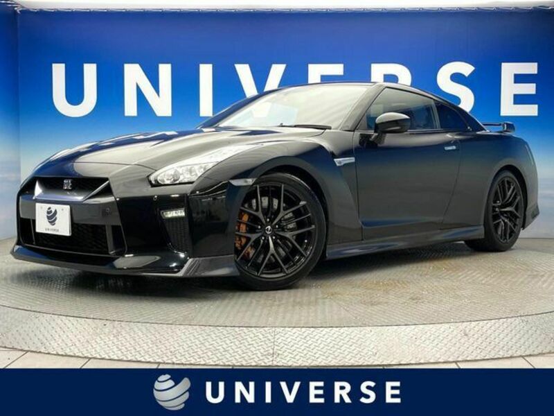 NISSAN GT-R