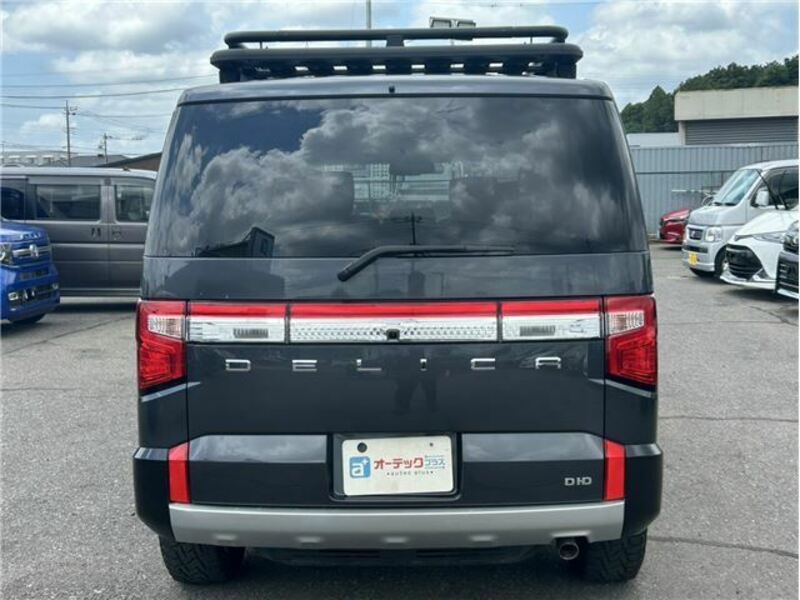 DELICA D5