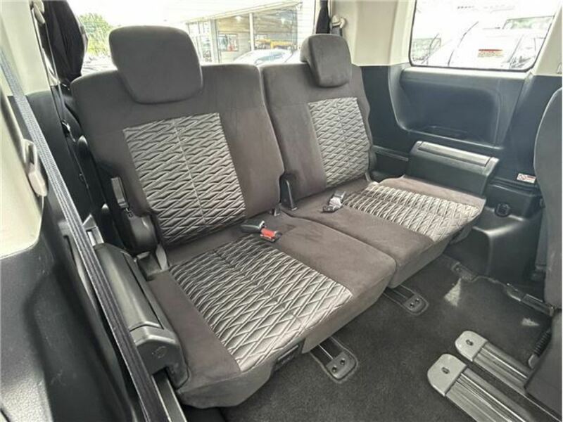 DELICA D5