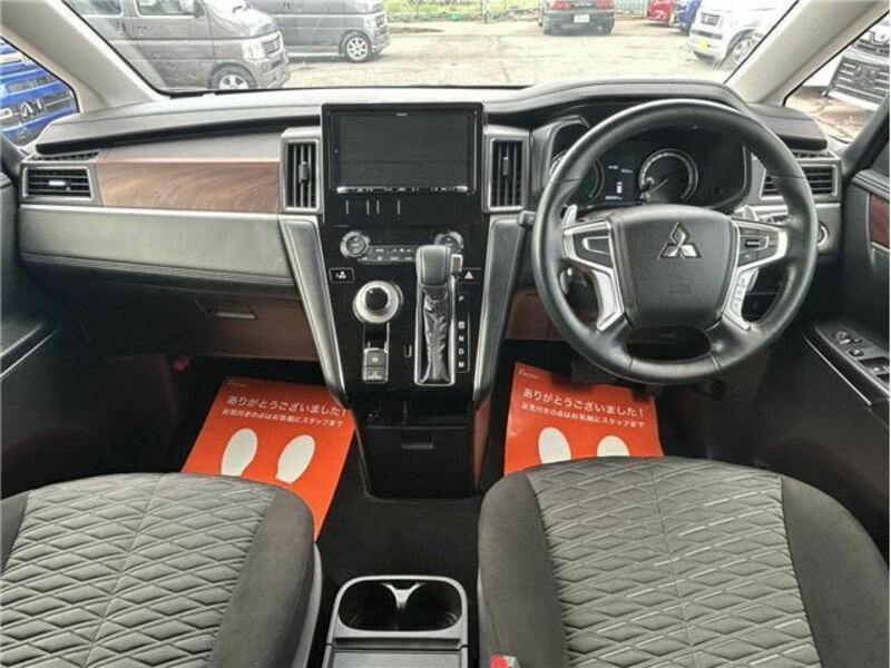 DELICA D5