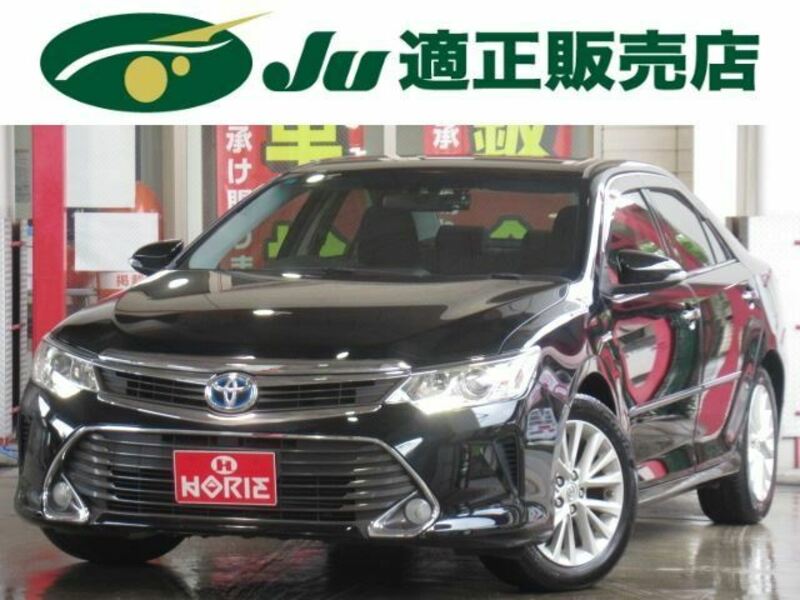 TOYOTA CAMRY
