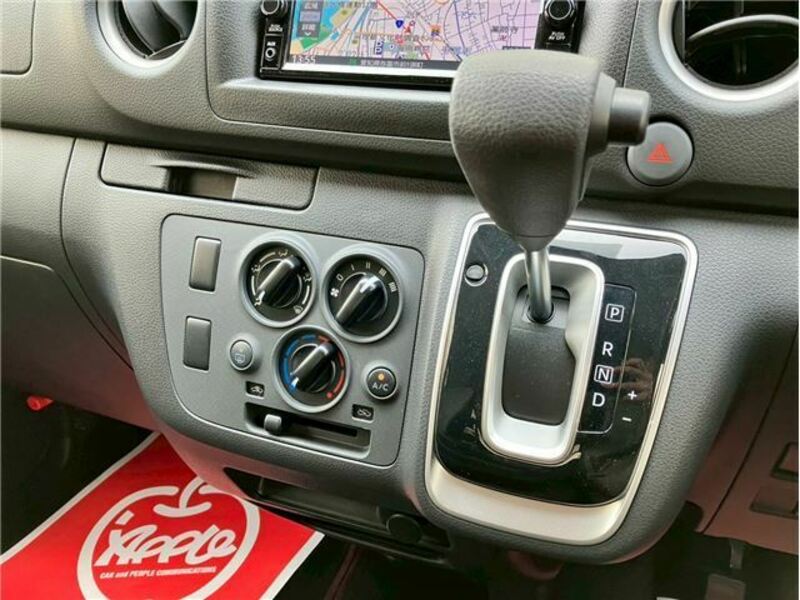 CARAVAN VAN