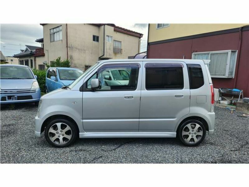 WAGON R