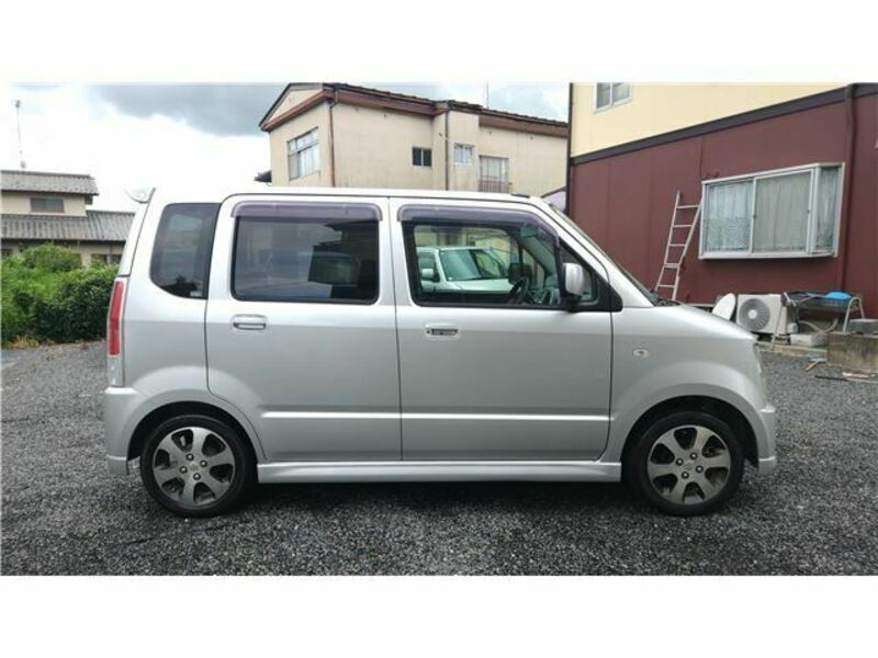 WAGON R