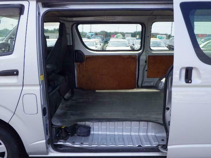 HIACE