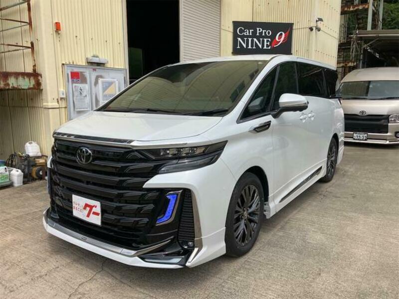 TOYOTA VELLFIRE