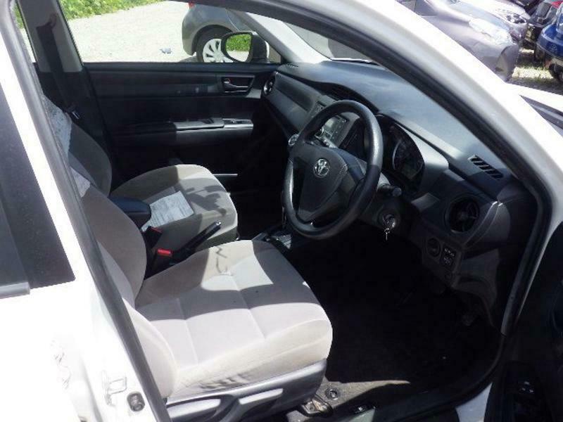 COROLLA AXIO