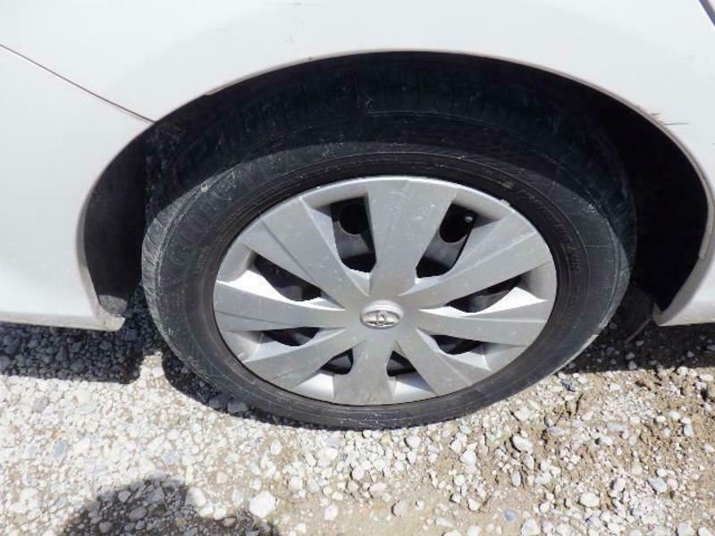 COROLLA AXIO
