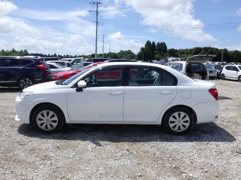 COROLLA AXIO