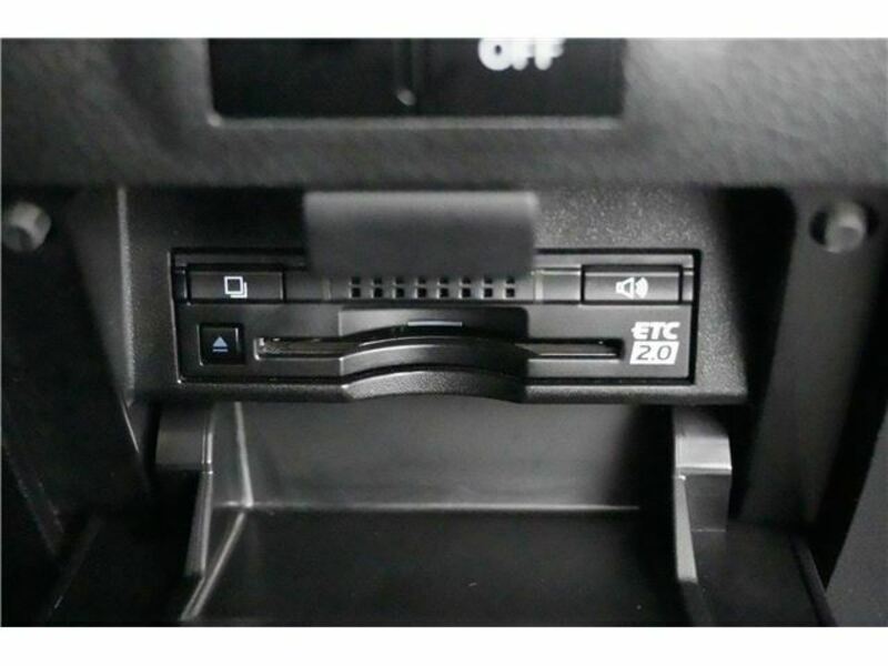 LX