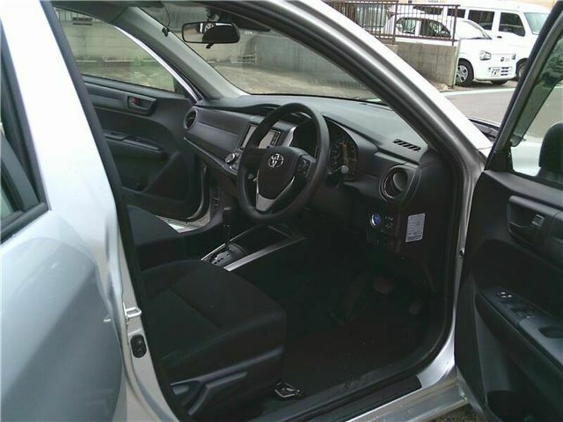 COROLLA FIELDER