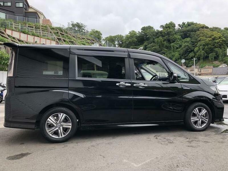 STEPWAGON SPADA