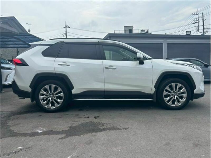 RAV4