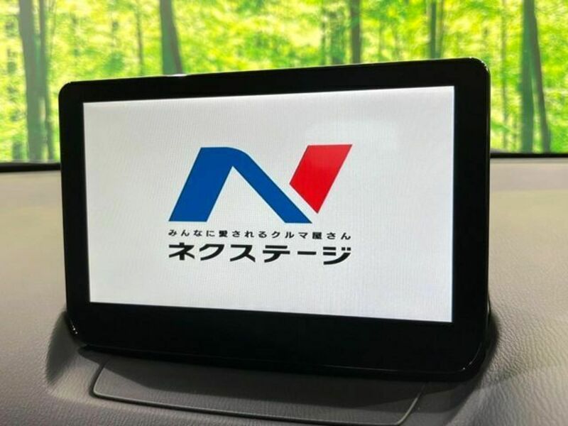 MAZDA2