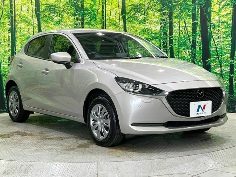 MAZDA2