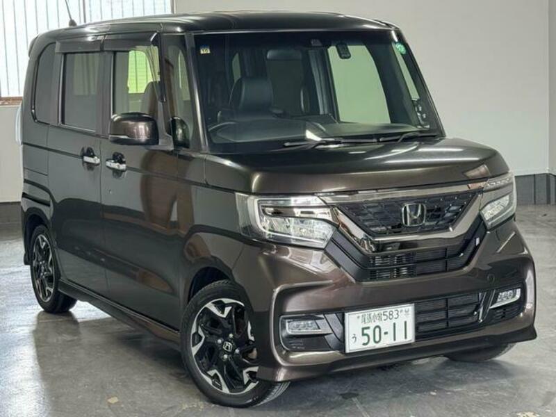 N BOX CUSTOM