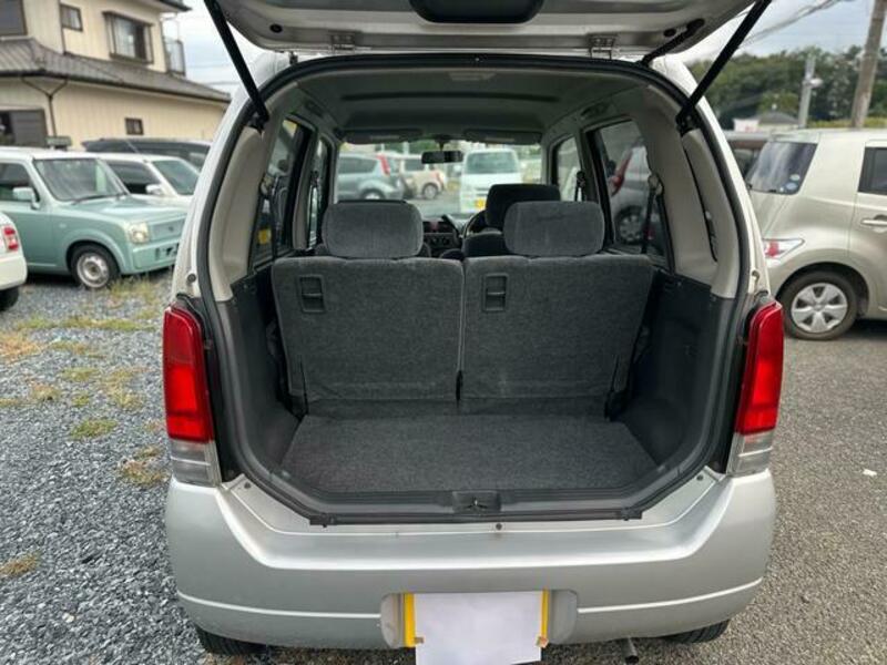 WAGON R