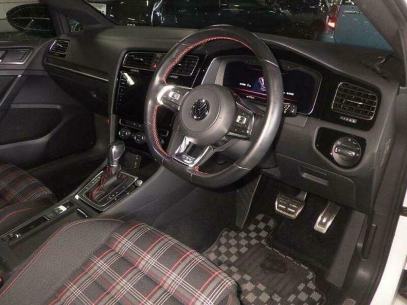 GOLF GTI