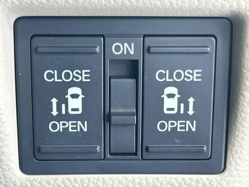 N BOX