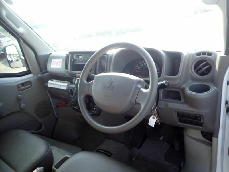 MINICAB VAN