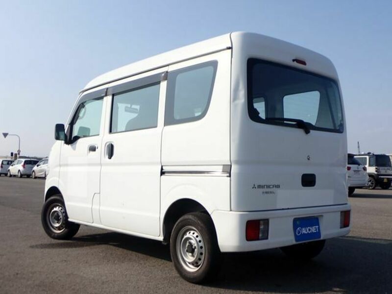 MINICAB VAN