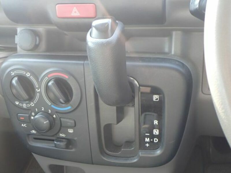 MINICAB VAN