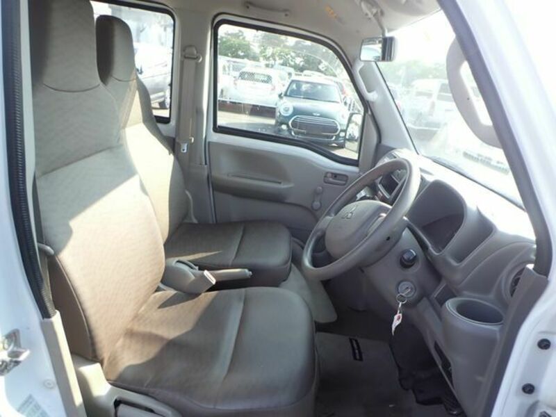 MINICAB VAN