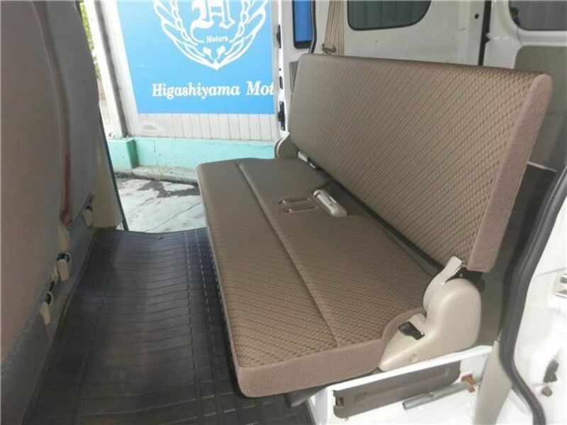 MINICAB VAN
