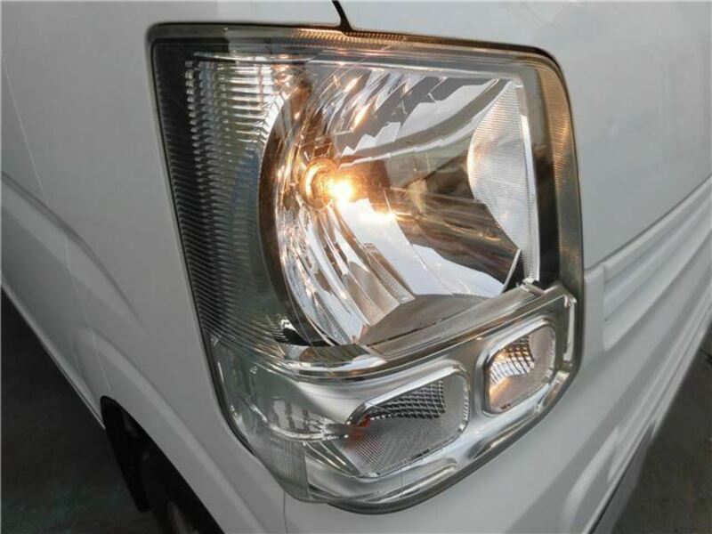 MINICAB VAN