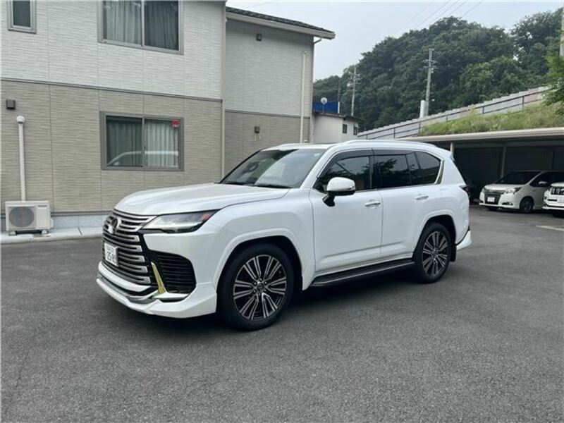 LEXUS LX