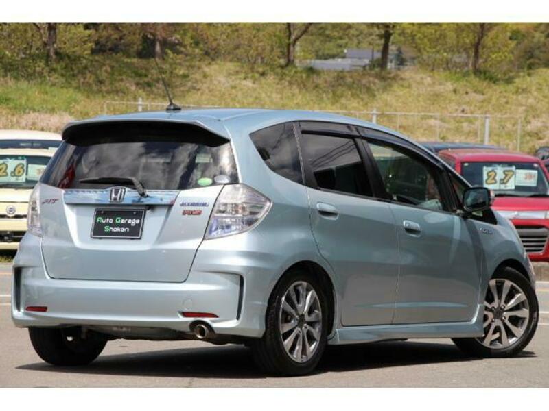 FIT HYBRID