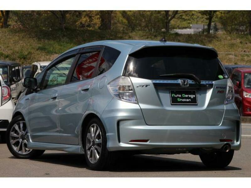 FIT HYBRID