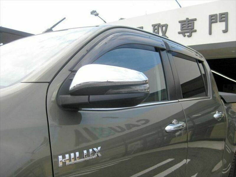 HILUX