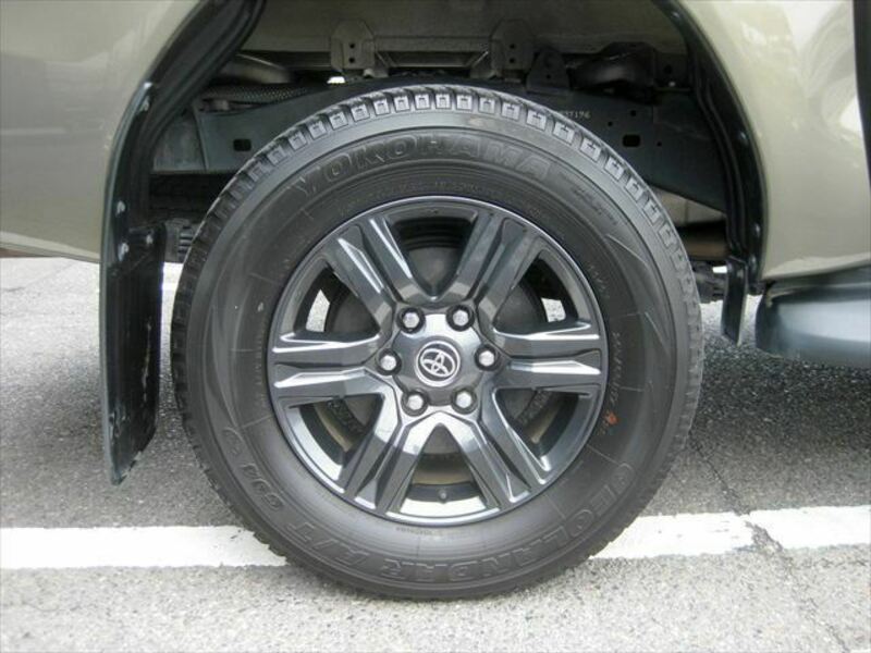 HILUX