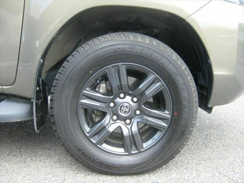 HILUX