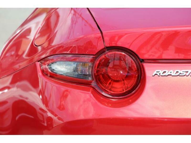 ROADSTER