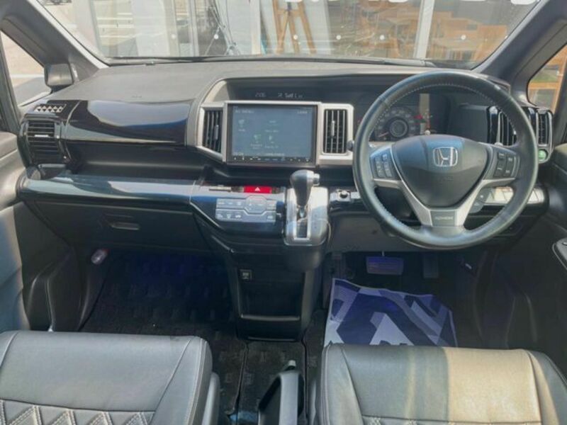 STEPWAGON SPADA