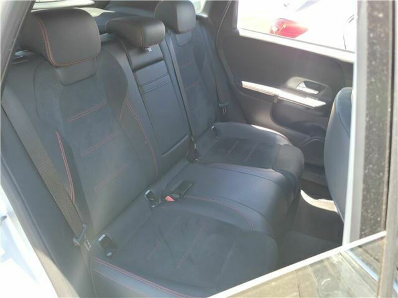 B-CLASS