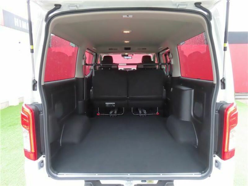 NV350 CARAVAN