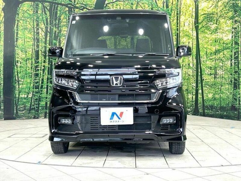 N BOX CUSTOM